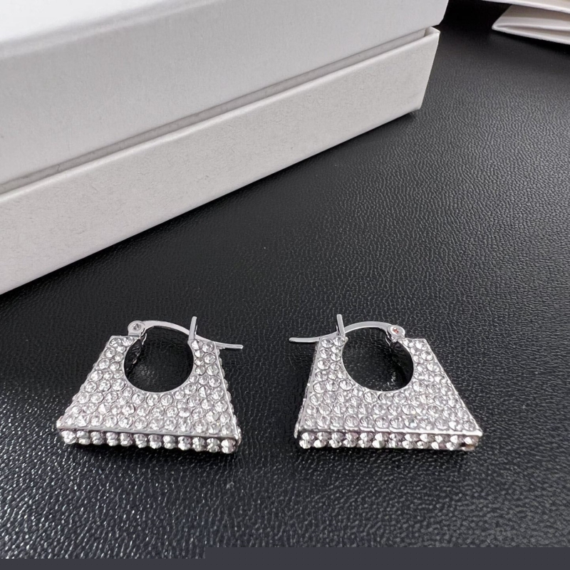Ce**e earrings